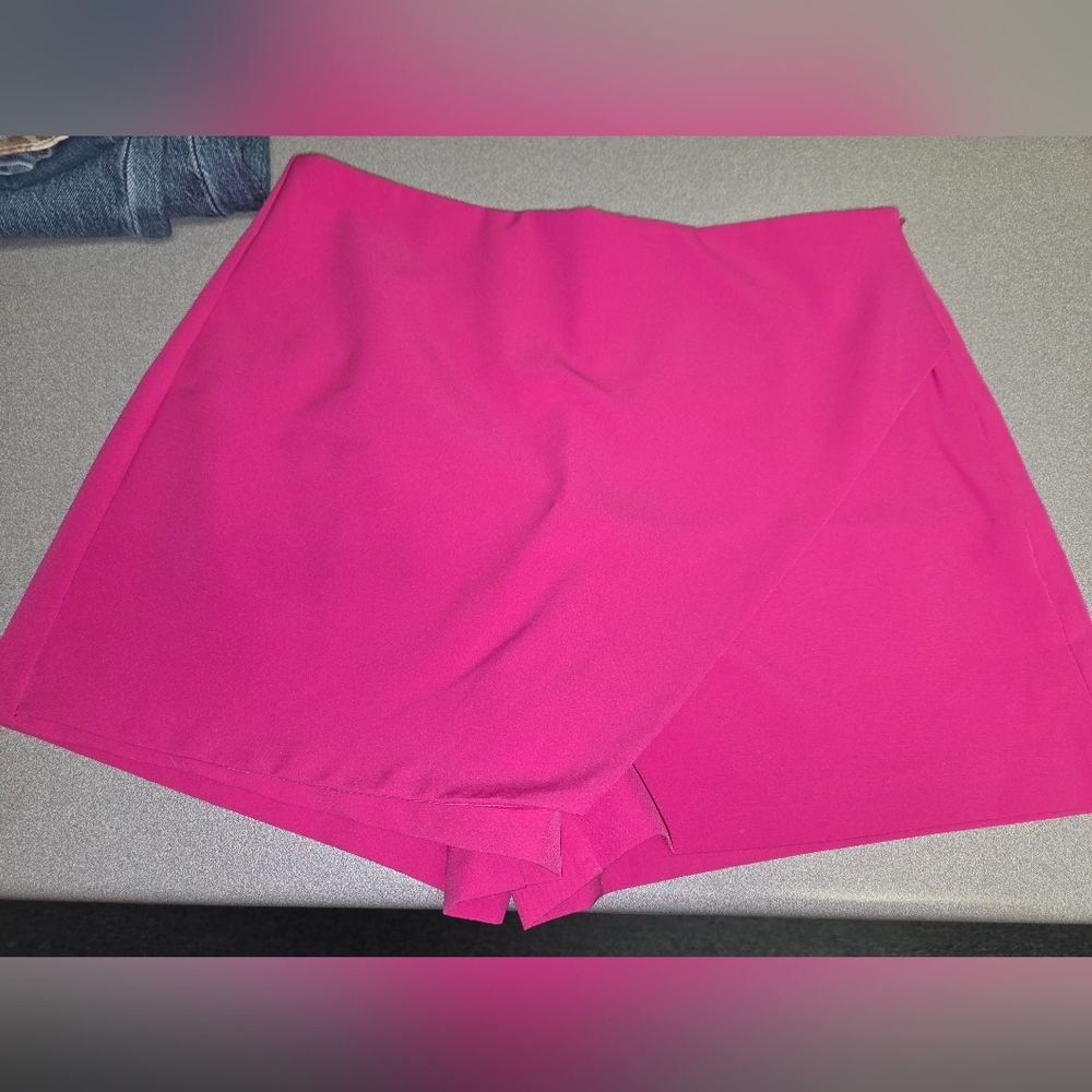 Glam Pink Women's Skort